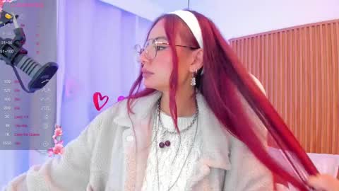 Snapshot of sophiecherry_ chatting on 02-18-25, 05:09 Sophie IG sophiecherry es online show from 02-18-25, 05:09