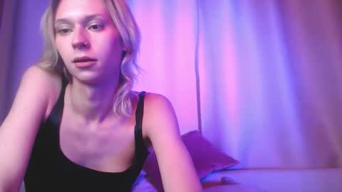 sophiediamond_x online show from 10-09-25, 06:17