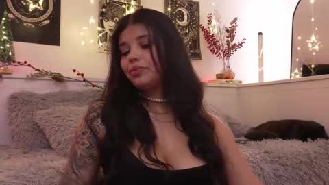 Sophiee  online show from 12-19-25, 07:32