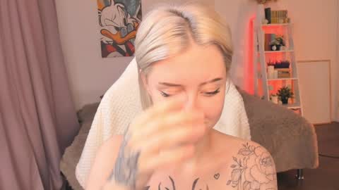 Sophie  online show from 02-02-25, 10:13