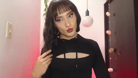 Snapshot of sophiee_s chatting on 02-15-25, 06:55 Sophie online show from 02-15-25, 06:55