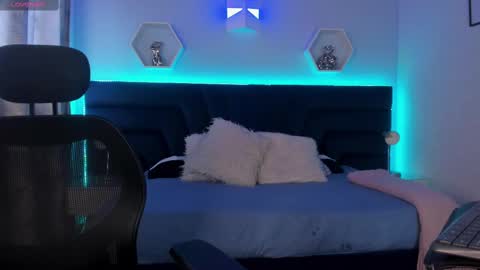 Snapshot of sophiee_s chatting on 03-02-25, 05:25 Sophie online show from 03-02-25, 05:25