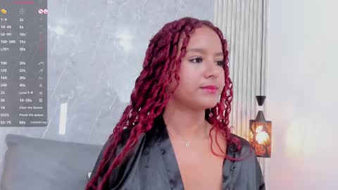 Snapshot of sophiee_velvet chatting on 01-08-25, 05:37         online show from 01-08-25, 05:37