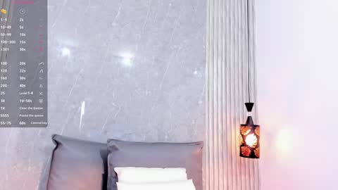 Snapshot of sophiee_velvet chatting on 01-27-25, 02:46         online show from 01-27-25, 02:46