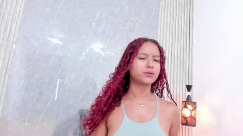 Snapshot of sophiee_velvet chatting on 02-04-25, 11:27         online show from 02-04-25, 11:27