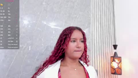 Snapshot of sophiee_velvet chatting on 02-04-25, 02:32         online show from 02-04-25, 02:32