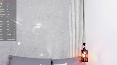 Snapshot of sophiee_velvet chatting on 02-07-25, 02:37         online show from 02-07-25, 02:37