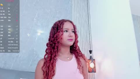 Snapshot of sophiee_velvet chatting on 02-27-25, 12:34         online show from 02-27-25, 12:34