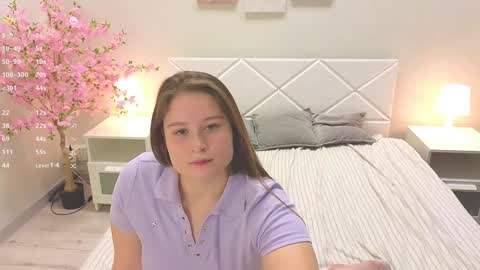 Sophie online show from 12-06-24, 11:00