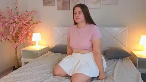 Sophie online show from 02-24-25, 10:37