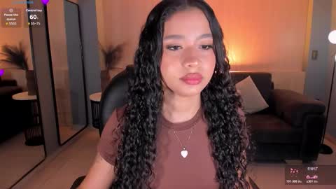 Snapshot of sophiehouston_ chatting on 11-22-25, 07:24 Sophie Houston online show from 11-22-25, 07:24