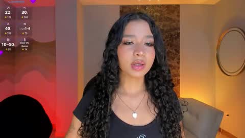 Snapshot of sophiehouston_ chatting on 11-25-25, 04:23 Sophie Houston online show from 11-25-25, 04:23