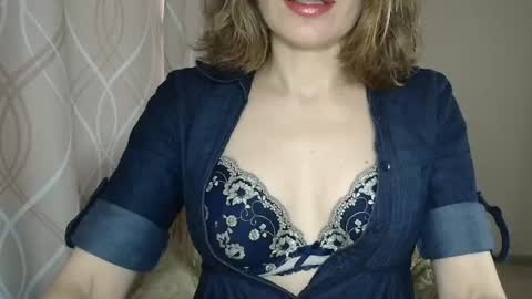 Sophiemisss online show from 01-14-26, 10:21