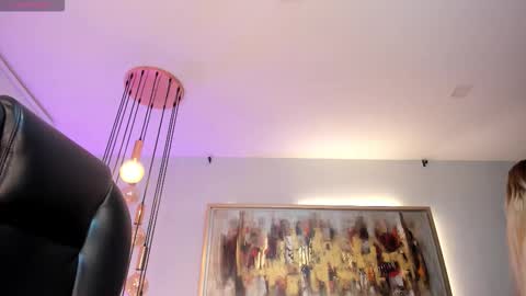 Sophie  Palmer online show from 02-27-26, 10:59