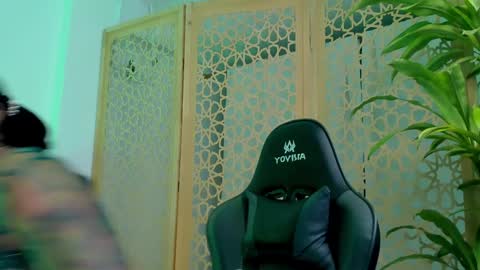 sophierooy online show from 01-22-25, 02:03