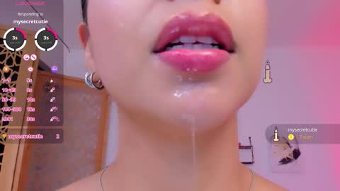 sophierooy online show from 09-30-25, 08:03