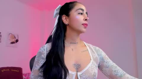 sophierooy online show from 10-02-25, 06:04