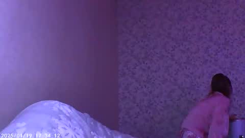 Snapshot of sophiesuvi chatting on 01-18-25, 07:15 Sophie and my bestie Mandy online show from 01-18-25, 07:15