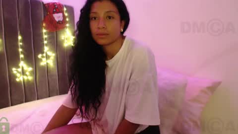 Snapshot of sophiia_dreams chatting on 12-11-24, 02:19 Sophia this is not my real name online show from 12-11-24, 02:19