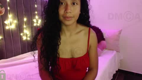 Snapshot of sophiia_dreams chatting on 12-25-24, 02:03 Sophia this is not my real name online show from 12-25-24, 02:03