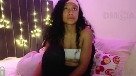 Snapshot of sophiia_dreams chatting on 12-31-24, 01:57 Sophia this is not my real name online show from 12-31-24, 01:57