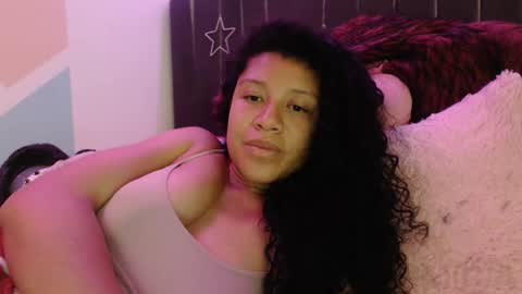 Snapshot of sophiia_dreams chatting on 10-17-25, 12:25 Sophia this is not my real name online show from 10-17-25, 12:25