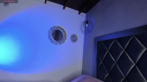 sophi online show from 11-29-25, 07:00