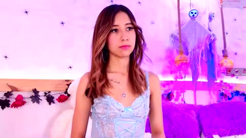 Sophie online show from 10-07-25, 12:24