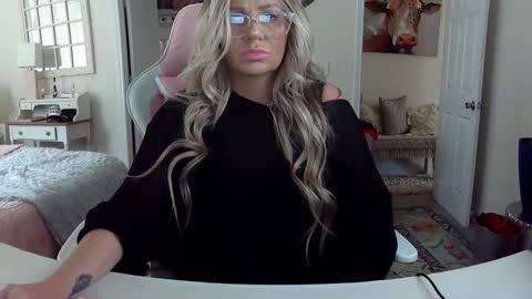 Your Barbii online show from 02-11-25, 02:57