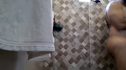 Snapshot of souzabig chatting on 09-28-25, 01:38 souzabig online show from 09-28-25, 01:38