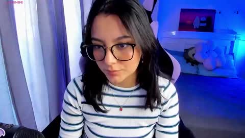 Snapshot of soy___lili chatting on 01-18-25, 07:15 Lili online show from 01-18-25, 07:15