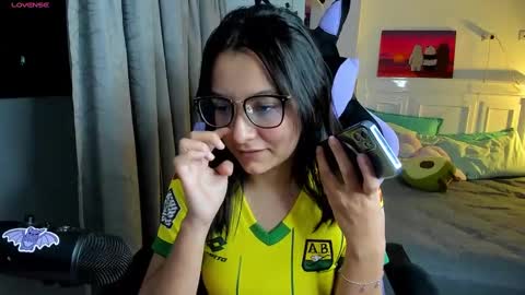 Snapshot of soy___lili chatting on 01-30-25, 03:00 Lili online show from 01-30-25, 03:00