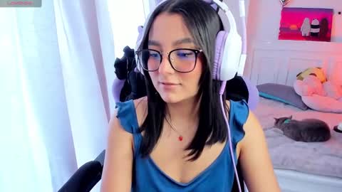 Snapshot of soy___lili chatting on 02-05-25, 08:14 Lili online show from 02-05-25, 08:14