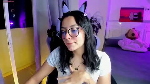 Snapshot of soy___lili chatting on 03-05-25, 11:38 Lili online show from 03-05-25, 11:38