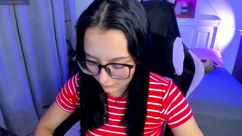 Snapshot of soy___lili chatting on 09-10-25, 11:49 Lili online show from 09-10-25, 11:49