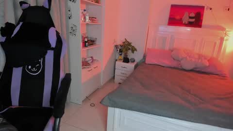 Snapshot of soy___lili chatting on 09-29-25, 11:31 Lili online show from 09-29-25, 11:31