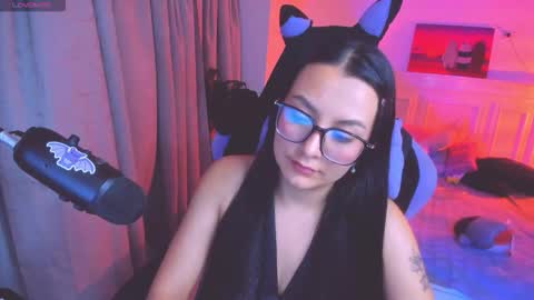 Lili online show from 02-17-26, 01:46