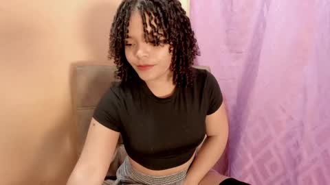 Snapshot of soy_jacky18 chatting on 02-12-25, 05:05 Jacky online show from 02-12-25, 05:05