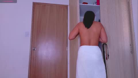 Naty online show from 10-14-25, 12:17