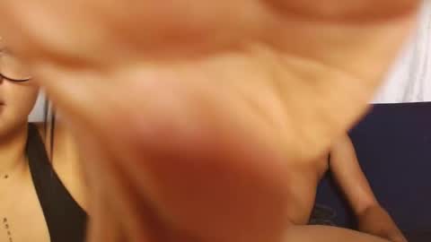 Snapshot of soy_yesi chatting on 11-11-25, 04:56 Yesi online show from 11-11-25, 04:56