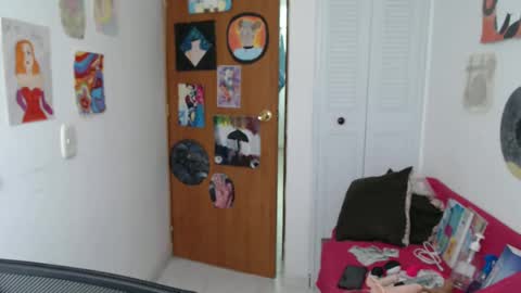 Nana Bela  online show from 11-09-25, 08:40