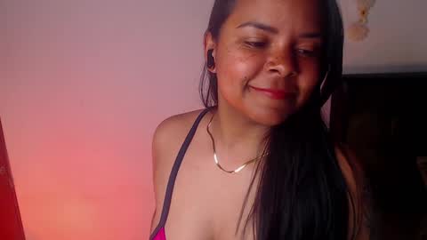 Snapshot of soytucolor chatting on 12-18-24, 12:43 Paula  add me on snap online show from 12-18-24, 12:43