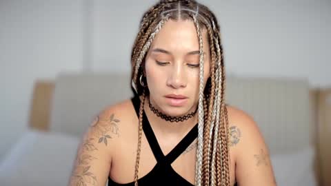 Snapshot of soytulu_ chatting on 01-18-25, 09:55 brisa  s online show from 01-18-25, 09:55