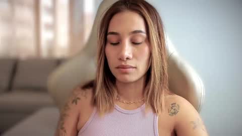 Snapshot of soytulu_ chatting on 03-10-25, 07:50 brisa  s online show from 03-10-25, 07:50