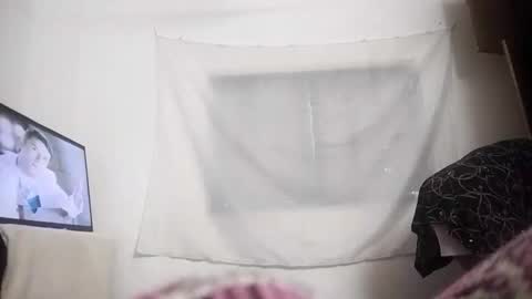 Snapshot of sozypoy6 chatting on 01-06-26, 05:44 sozypoy6 online show from 01-06-26, 05:44