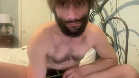 Snapshot of spacecase843 chatting on 01-30-25, 11:45 TrndSettrz online show from 01-30-25, 11:45