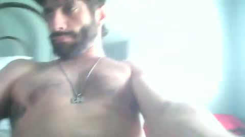 Snapshot of spacecase843 chatting on 03-05-25, 10:10 TrndSettrz online show from 03-05-25, 10:10