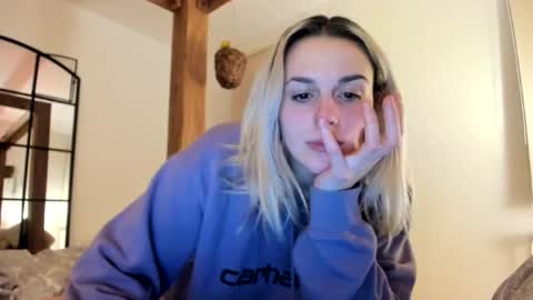 Spacegirl online show from 01-07-25, 08:31