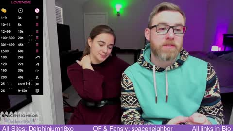 Snapshot of spaceneighbor chatting on 12-02-24, 08:00 Spaceneighbor online show from 12-02-24, 08:00