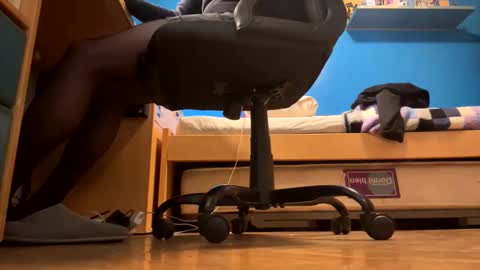 Snapshot of spanishcd chatting on 12-01-25, 07:46 spanishcd online show from 12-01-25, 07:46